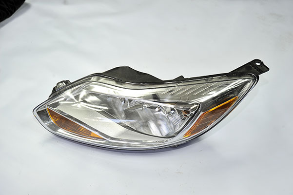 Ford çıkma yedek parça Focus 3 sol far